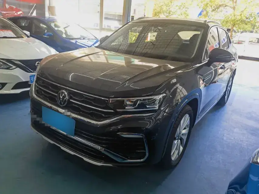 2020 Volkswagen Tayron X 2.0T 186HP L4 7DCT