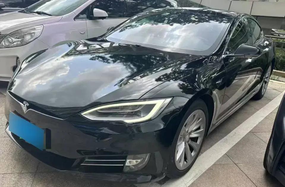 2017 Tesla Model S BEV 75KWH