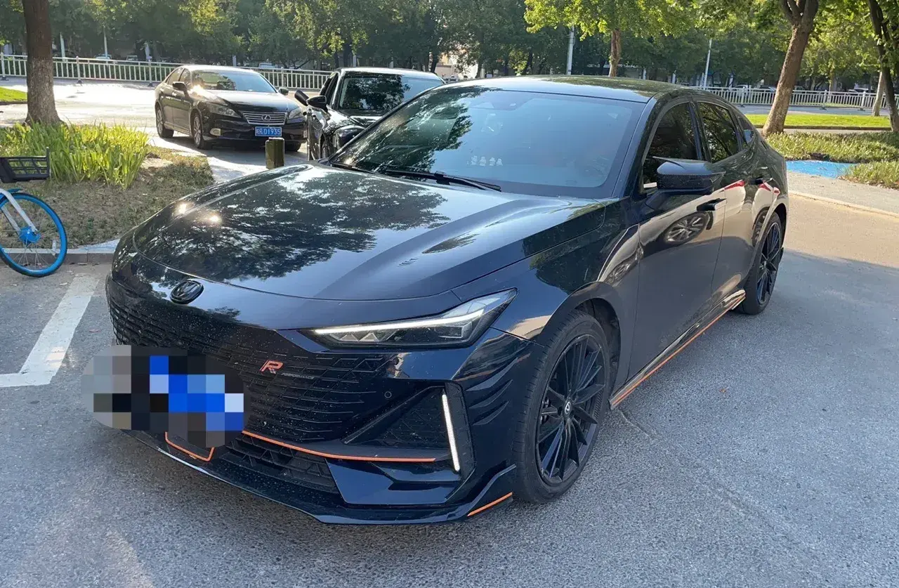 2022 ChangAn UNI-V 1.5T 188HP L4 7DCT