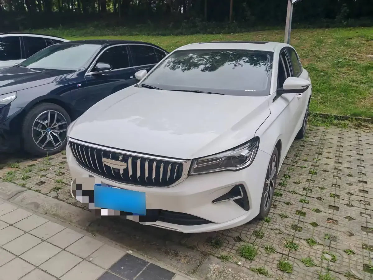 2025 Geely Emgrand 1.5L 127HP L4 CVT