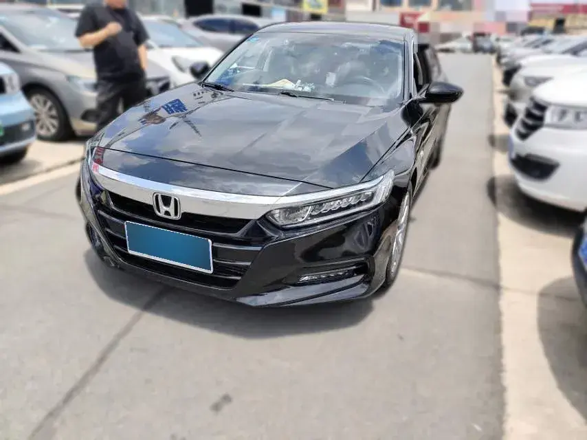 2018 Honda Accord 1.5T 177HP L4 CVT