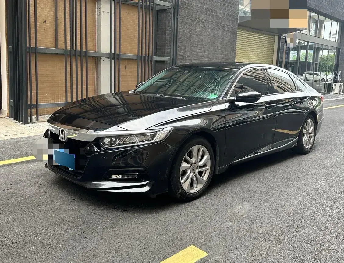 2018 Honda Accord 1.5T 194HP L4 CVT