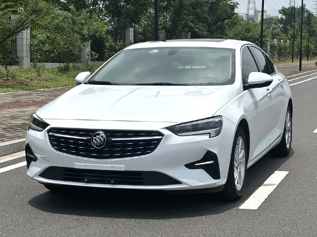 2020 Buick Regal 1.5T 169HP L4 9AT