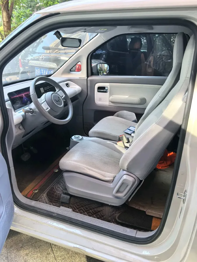 2023 WuLing Air ev BEV 28.4KWH,autocango,china used car exporter,china ev exporter,chinese used car exporter,chinese used ev exporter