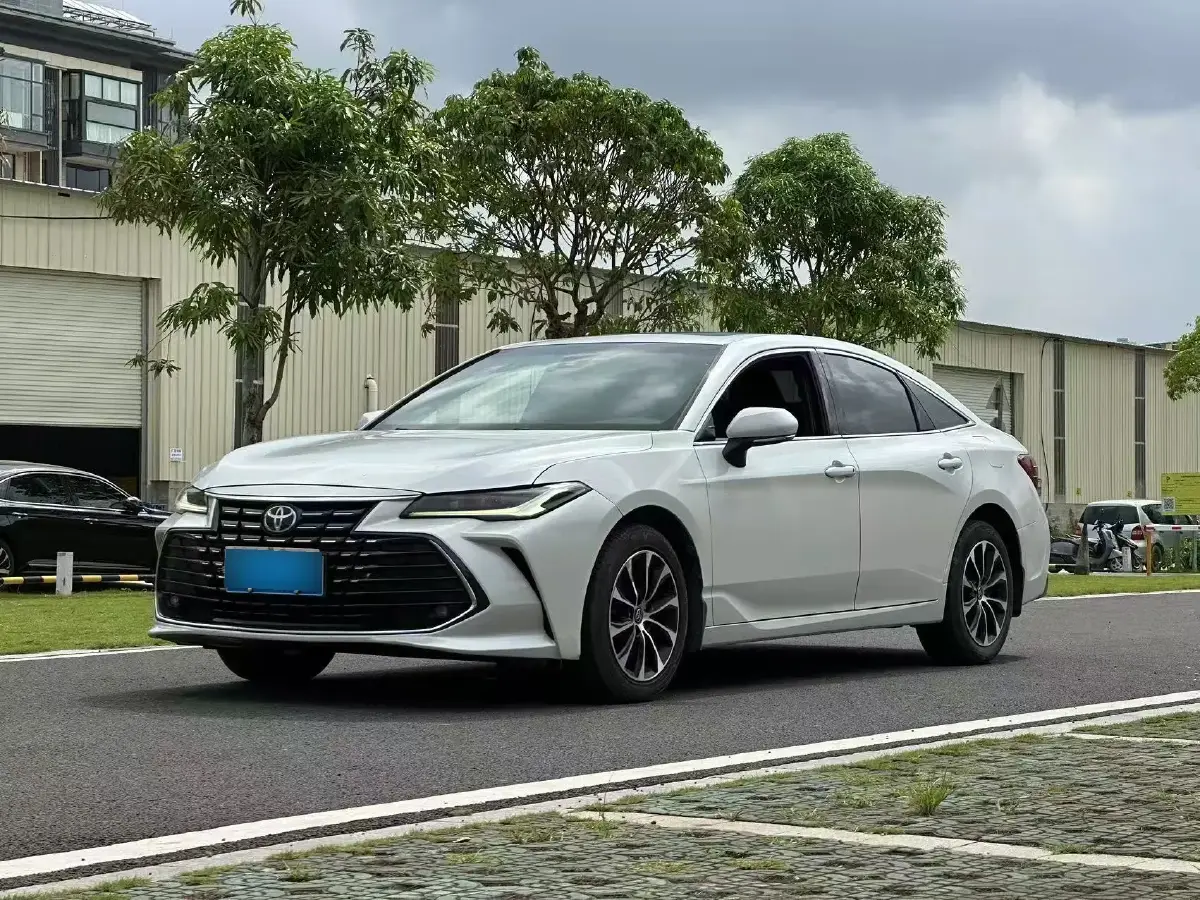 2022 Toyota Avalon 2.0L 178HP L4 CVT