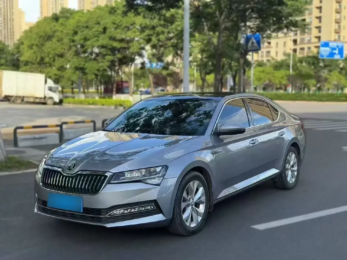 2019 Skoda Superb 1.4T 150HP L4 7DCT