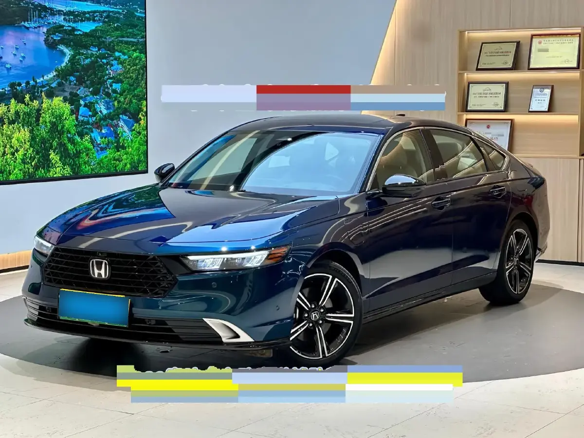 2023 Honda Accord 2.0L 148HP L4 E-CVT PHEV 17.7KWH