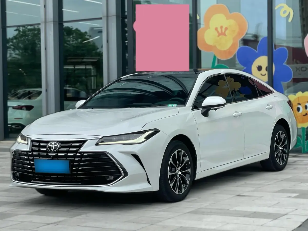 2022 Toyota Avalon 2.5L 209HP L4 8AT