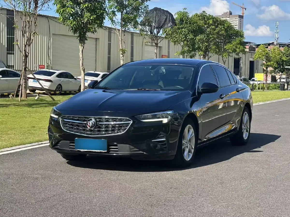 2020 Buick Regal 1.5T 169HP L4 9AT