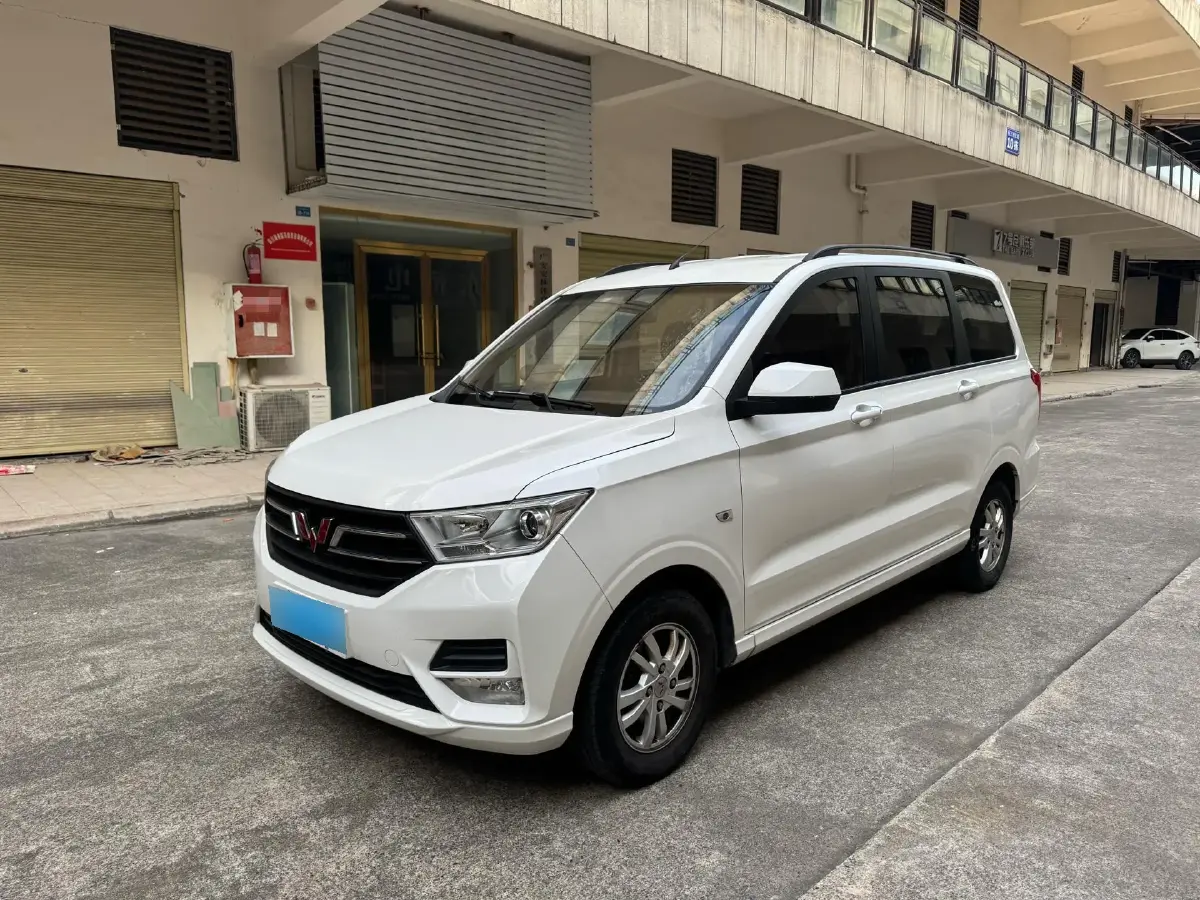2018 WuLing HongGuang 1.5L 105HP L4 5MT
