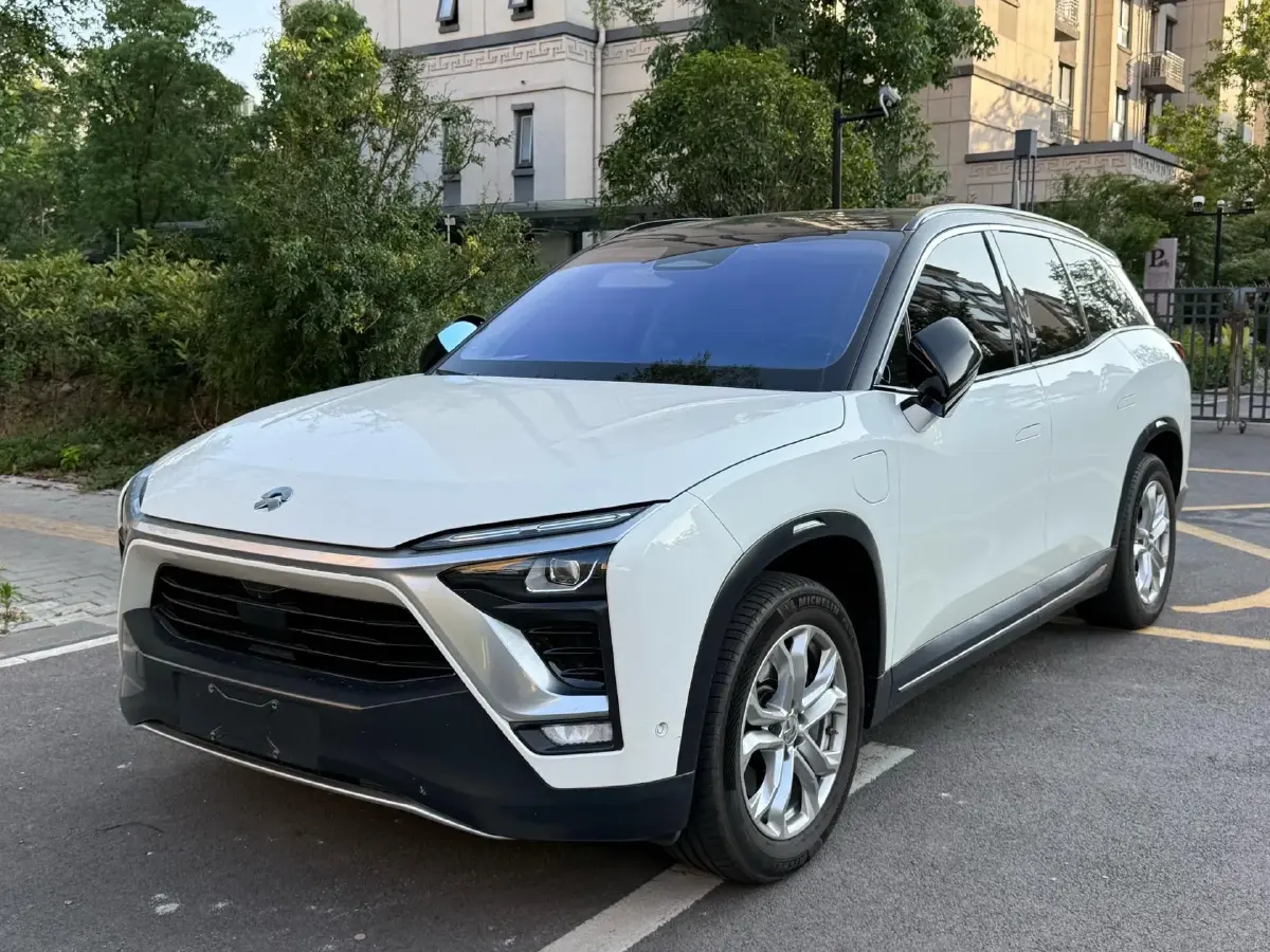 2018 NIO ES8 BEV 70KWH