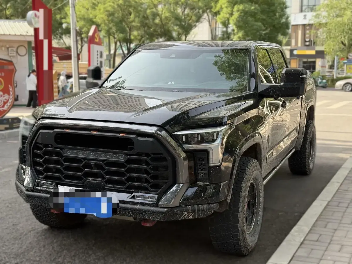 2022 Tank 300 2.0T 227HP L4 8AT