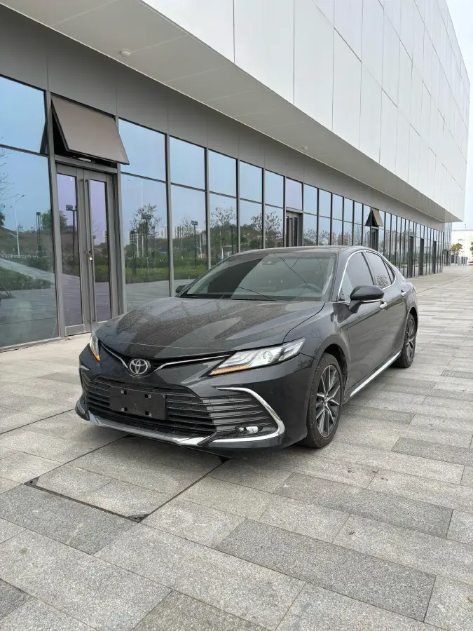 2023 Toyota Camry 2.5L 207HP L4 8AT