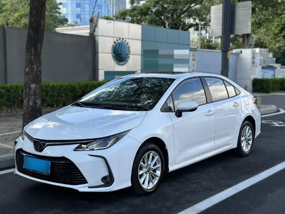 2019 Toyota Corolla 1.2T 116HP L4 CVT