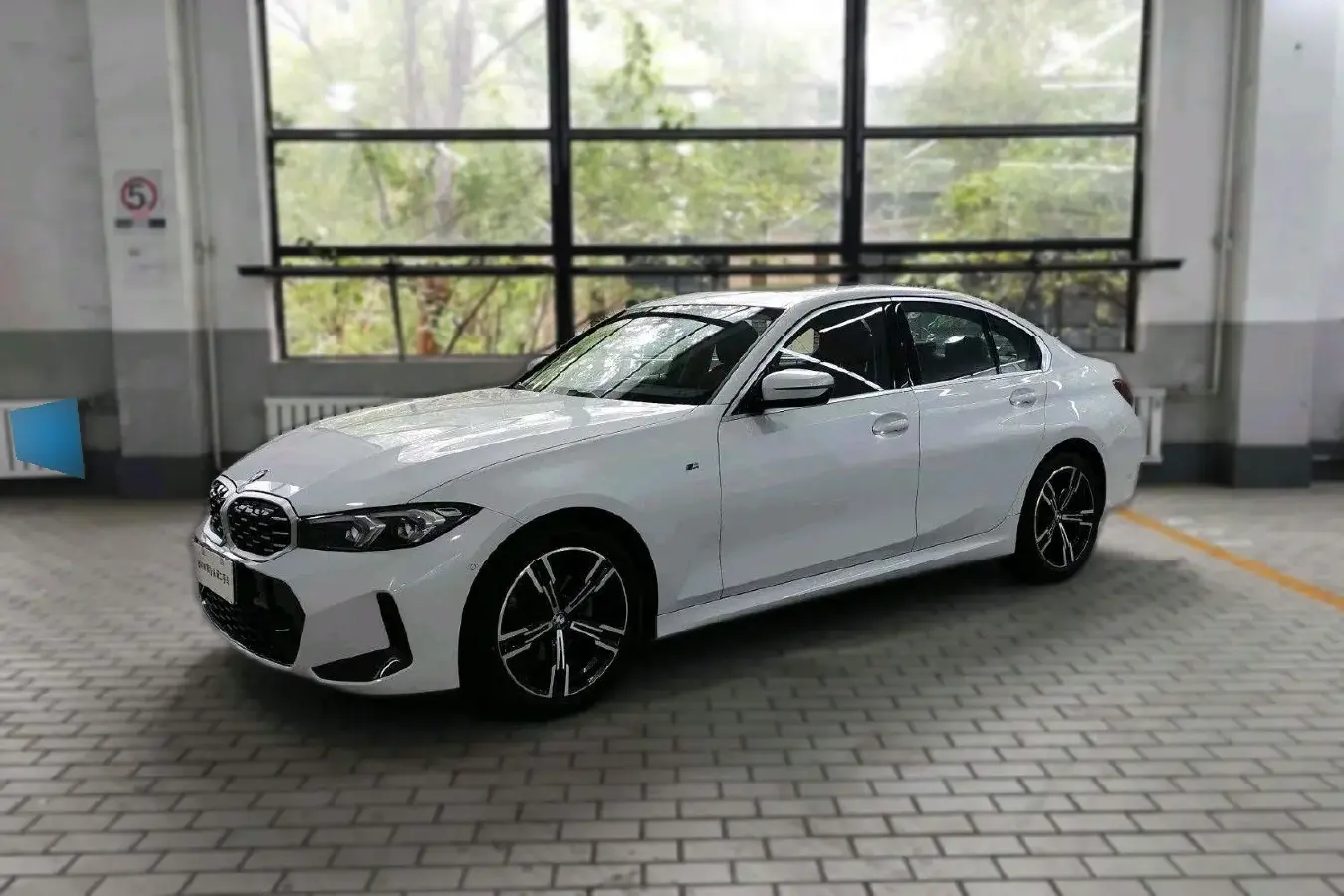 2024 BMW 3 Series 2.0T 184HP L4 8AT