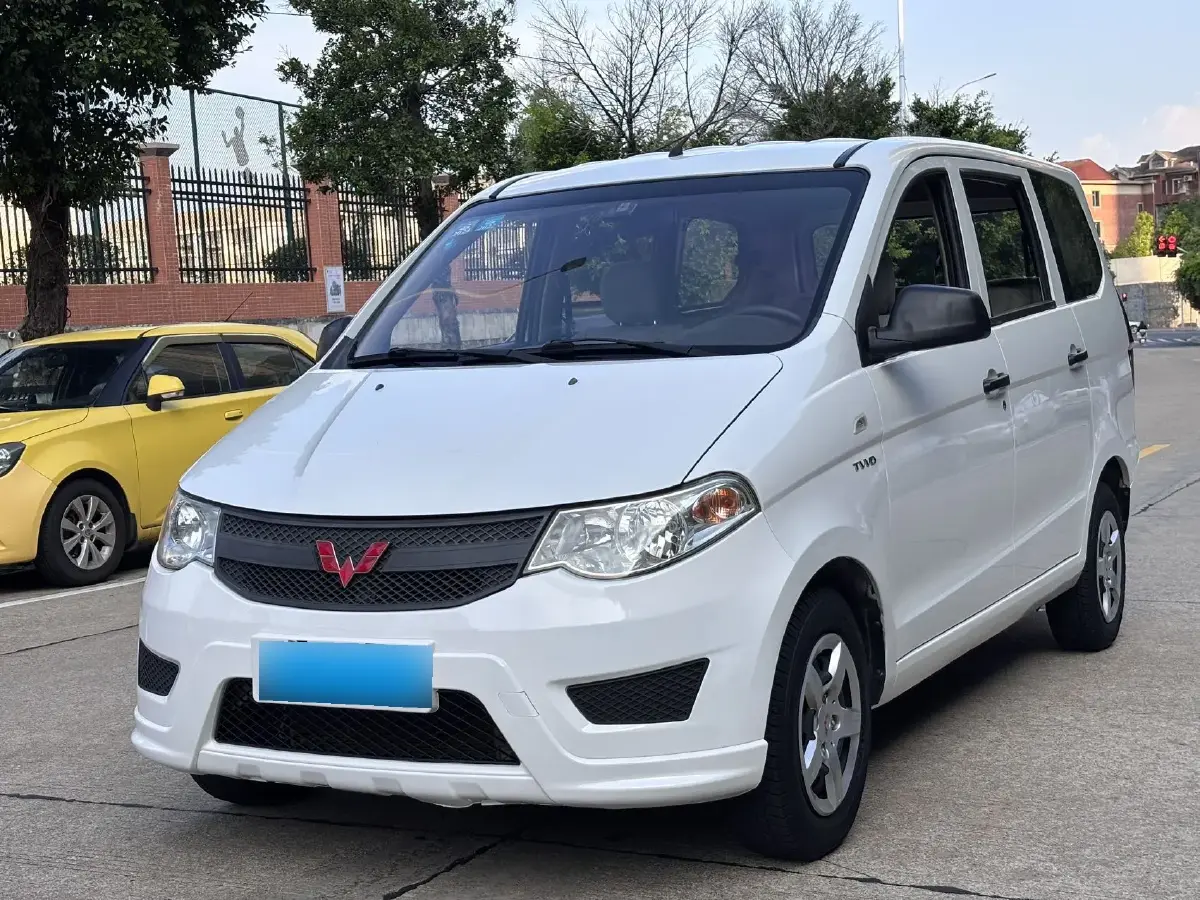 2018 WuLing HongGuang 1.2L 82HP L4 5MT