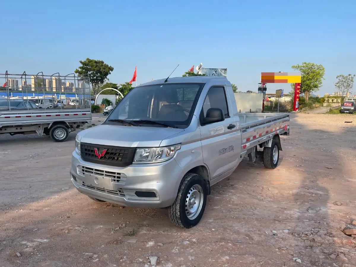 2023 WuLing RongGuang New Truck EV BEV 56.6KWH,autocango,china used car exporter,china ev exporter,chinese used car exporter,chinese used ev exporter