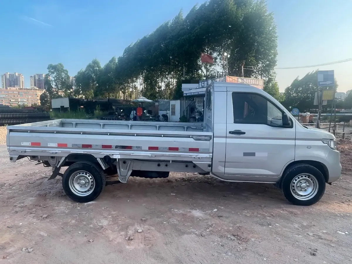 2023 WuLing RongGuang New Truck EV BEV 56.6KWH,autocango,china used car exporter,china ev exporter,chinese used car exporter,chinese used ev exporter