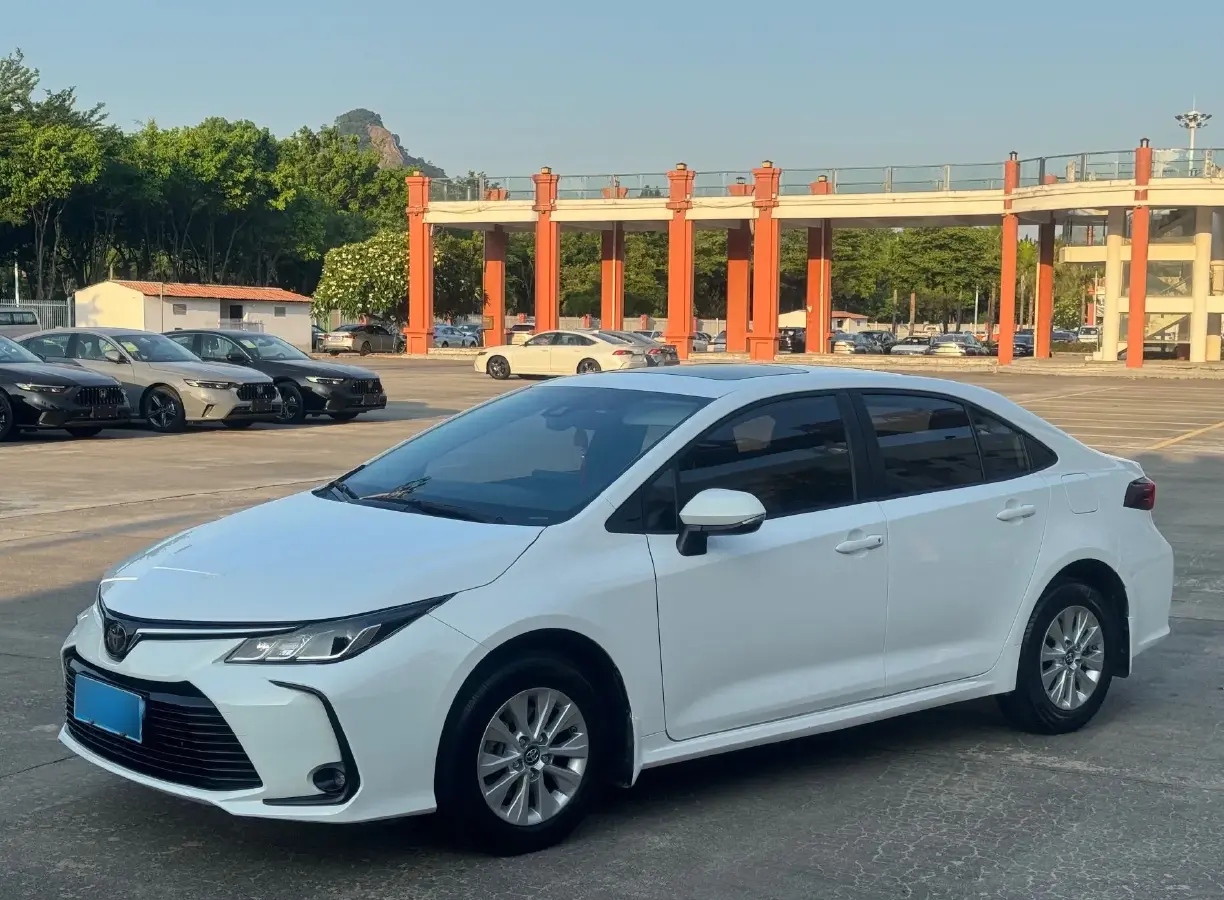 2019 Toyota Corolla 1.2T 116HP L4 CVT
