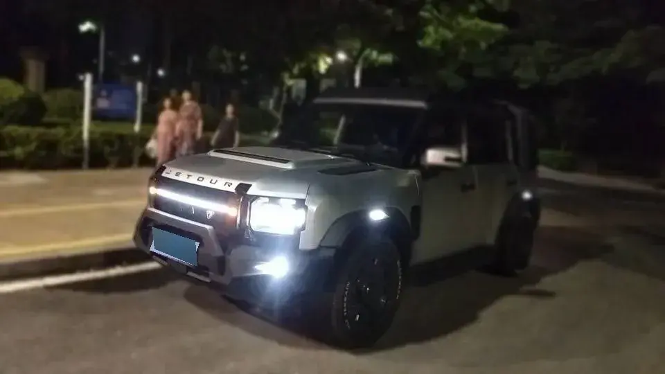 2024 Jetour Traveller 2.0T 254HP L4 7DCT