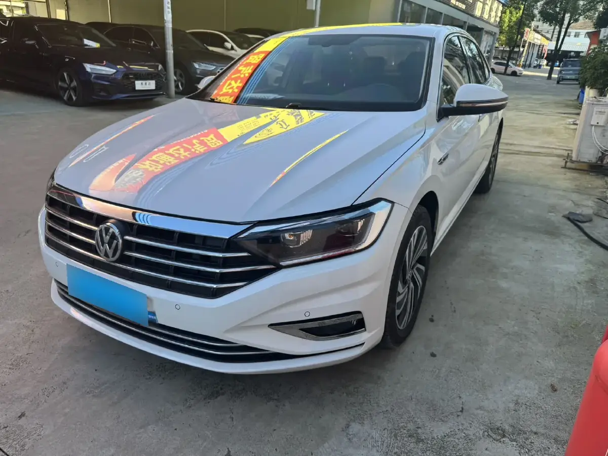 2020 Volkswagen Sagitar 1.4T 150HP L4 7DCT