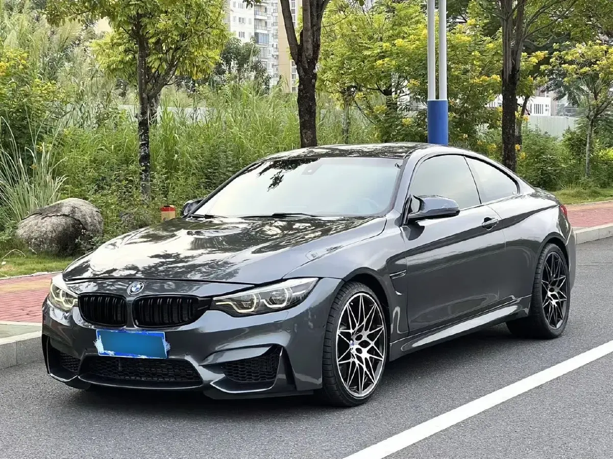 2019 BMW M4 3.0T 450HP L6 7DCT