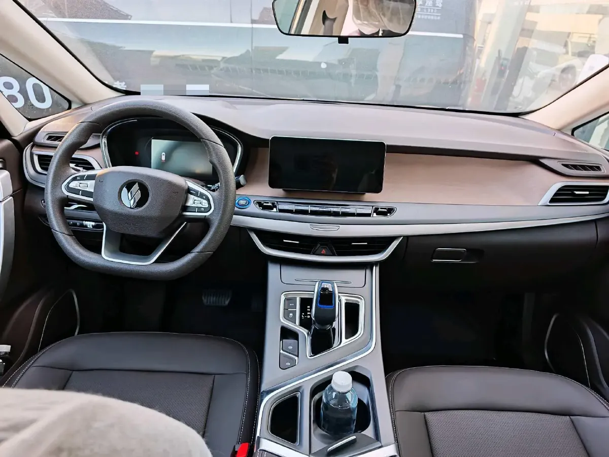 2025 Livan 8 BEV 68.03KWH,autocango,china used car exporter,china ev exporter,chinese used car exporter,chinese used ev exporter