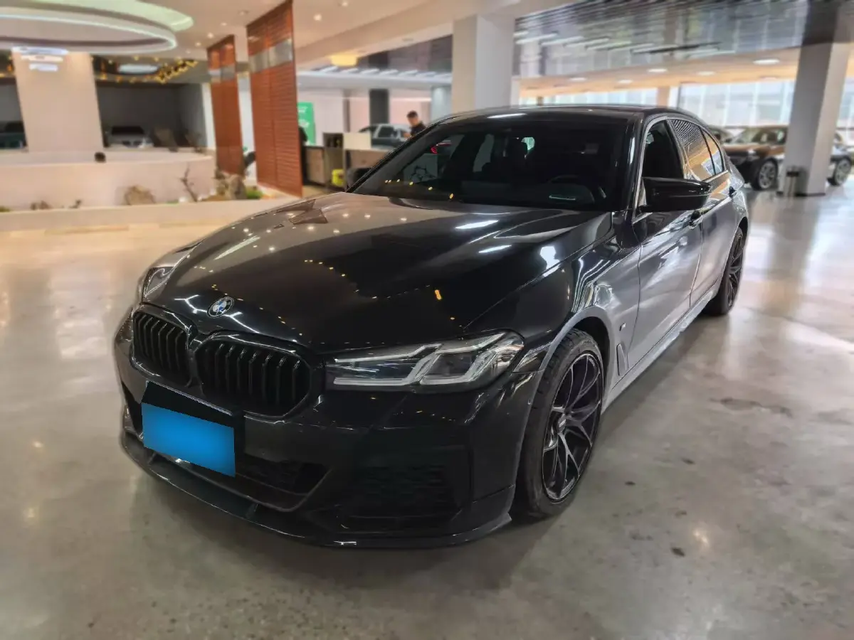 2021 BMW 5 Series 2.0T 252HP L4 8AT