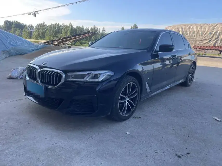 2022 BMW 5 Series 2.0T 184HP L4 8AT