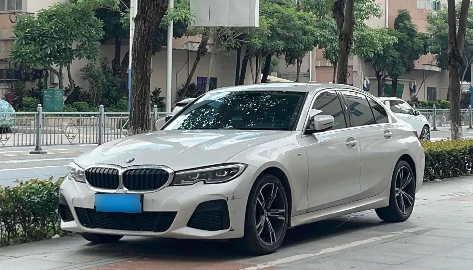 2022 BMW 3 Series 2.0T 184HP L4 8AT