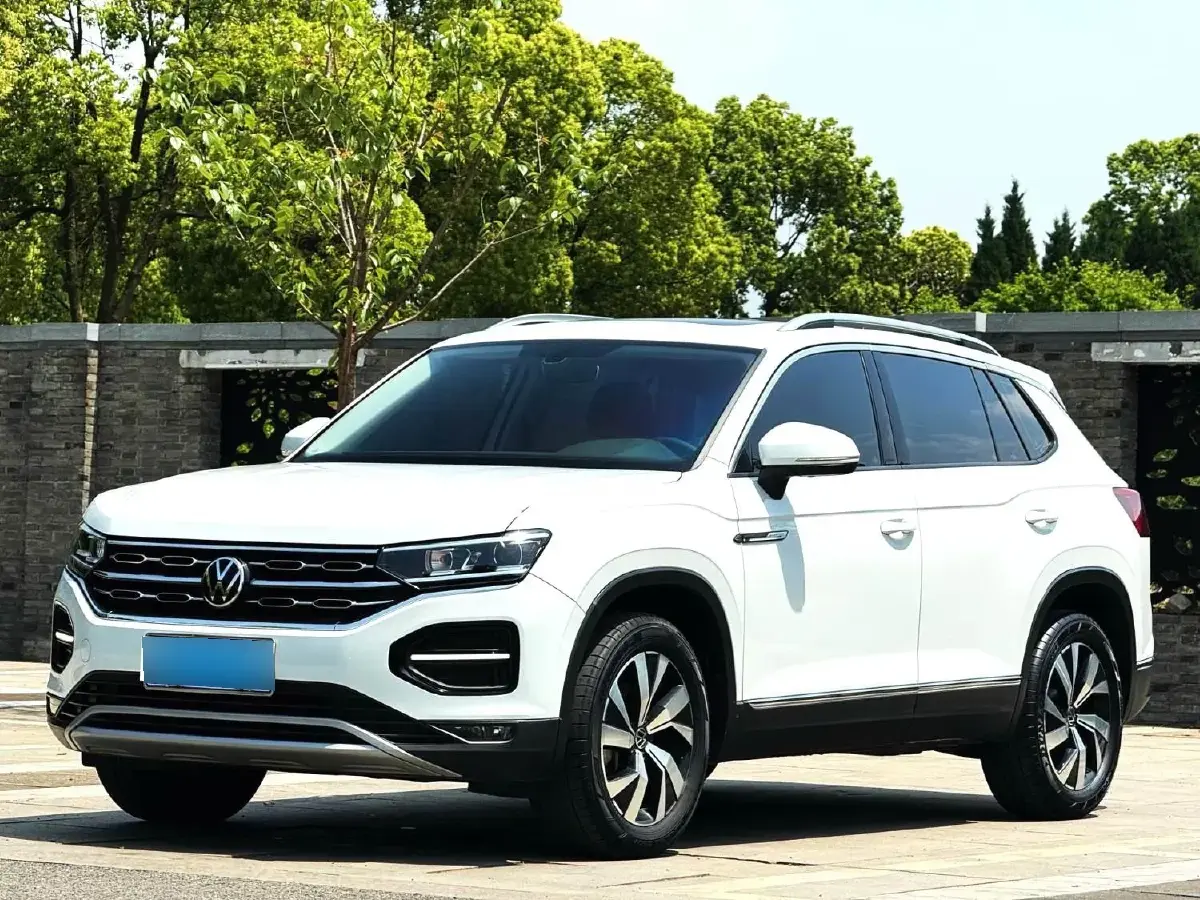 2022 Volkswagen Tayron 2.0T 186HP L4 7DCT