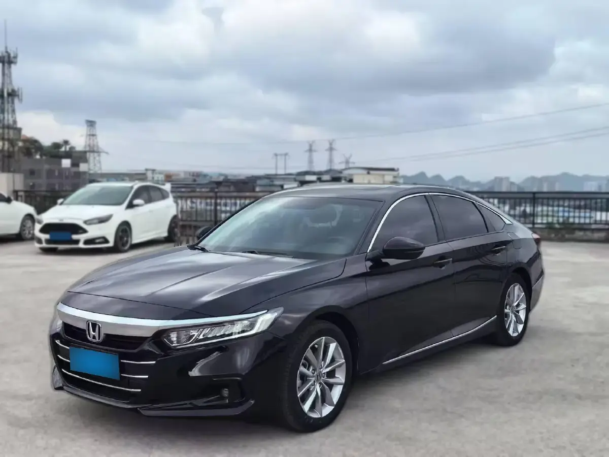 2022 Honda Accord 1.5T 194HP L4 CVT