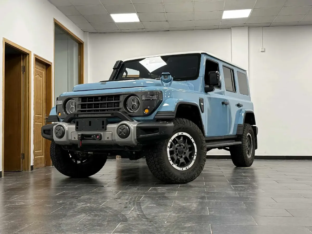 2025 212 212 T01 2.0T 252HP L4 8AT,autocango,china used car exporter,china ev exporter,chinese used car exporter,chinese used ev exporter