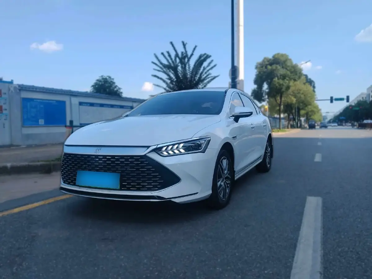 2023 BYD Qin Plus 1.5L 110HP L4 E-CVT PHEV 18.32KWH