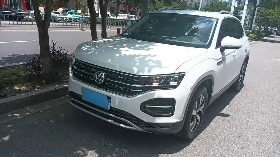 2020 Volkswagen Tayron X 2.0T 186HP L4 7DCT