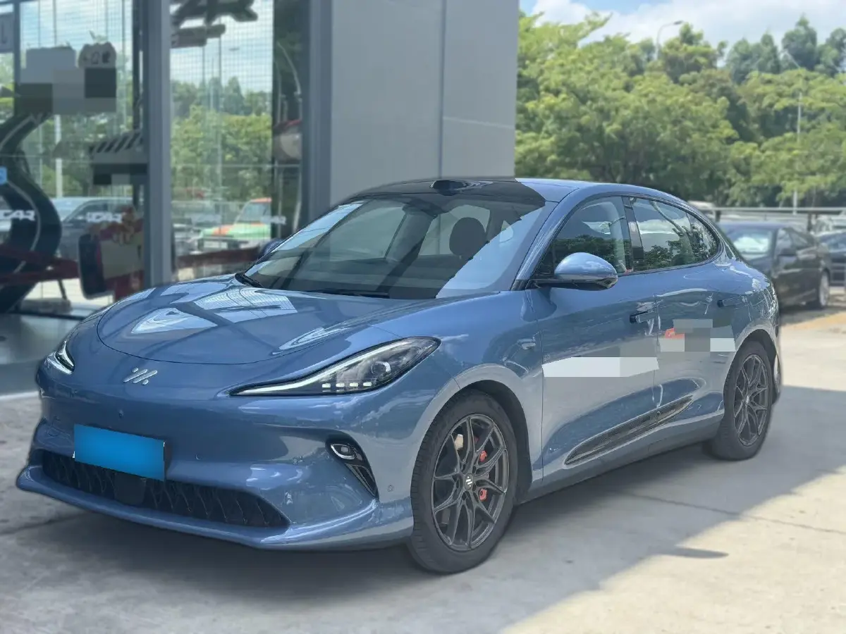 2025 IM LS6 BEV 100KWH