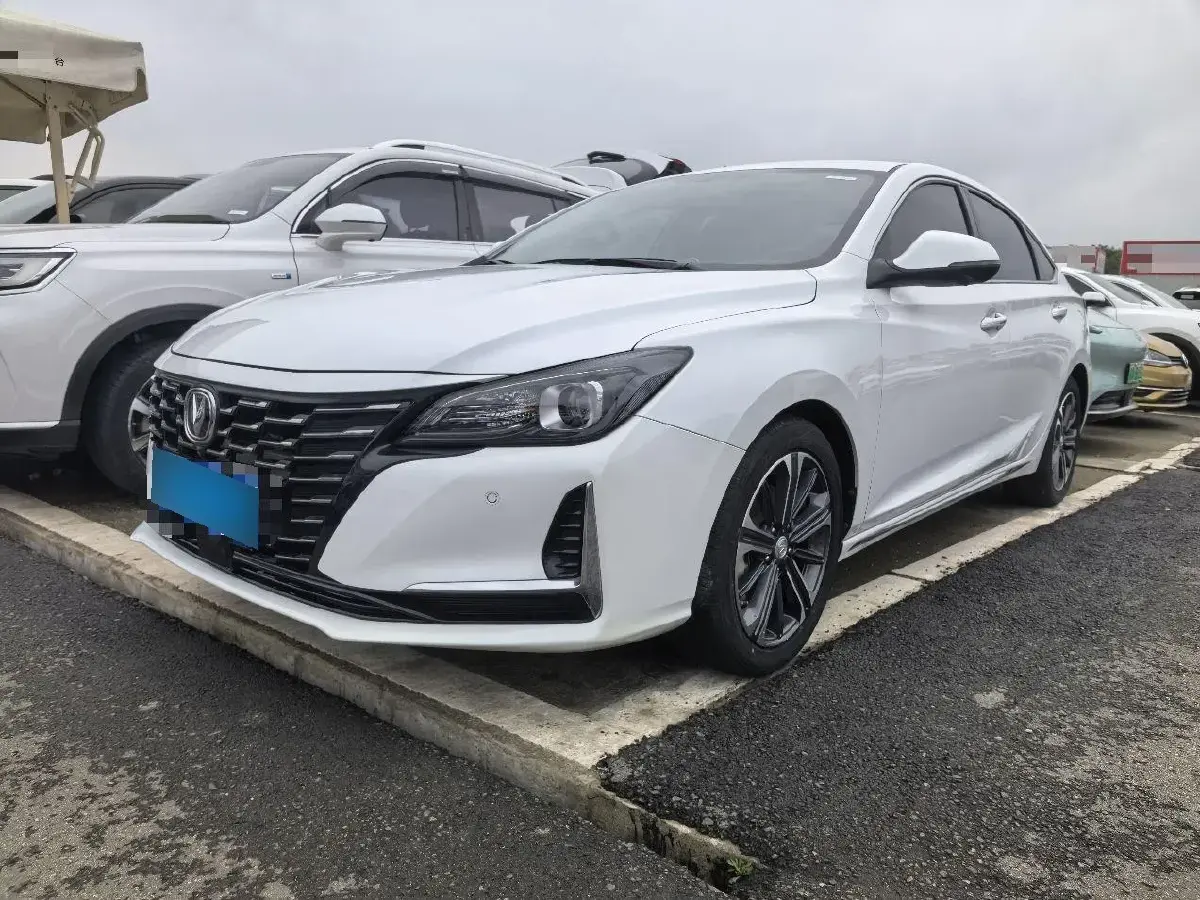 2022 ChangAn Raeton CC 1.5T 188HP L4 7DCT