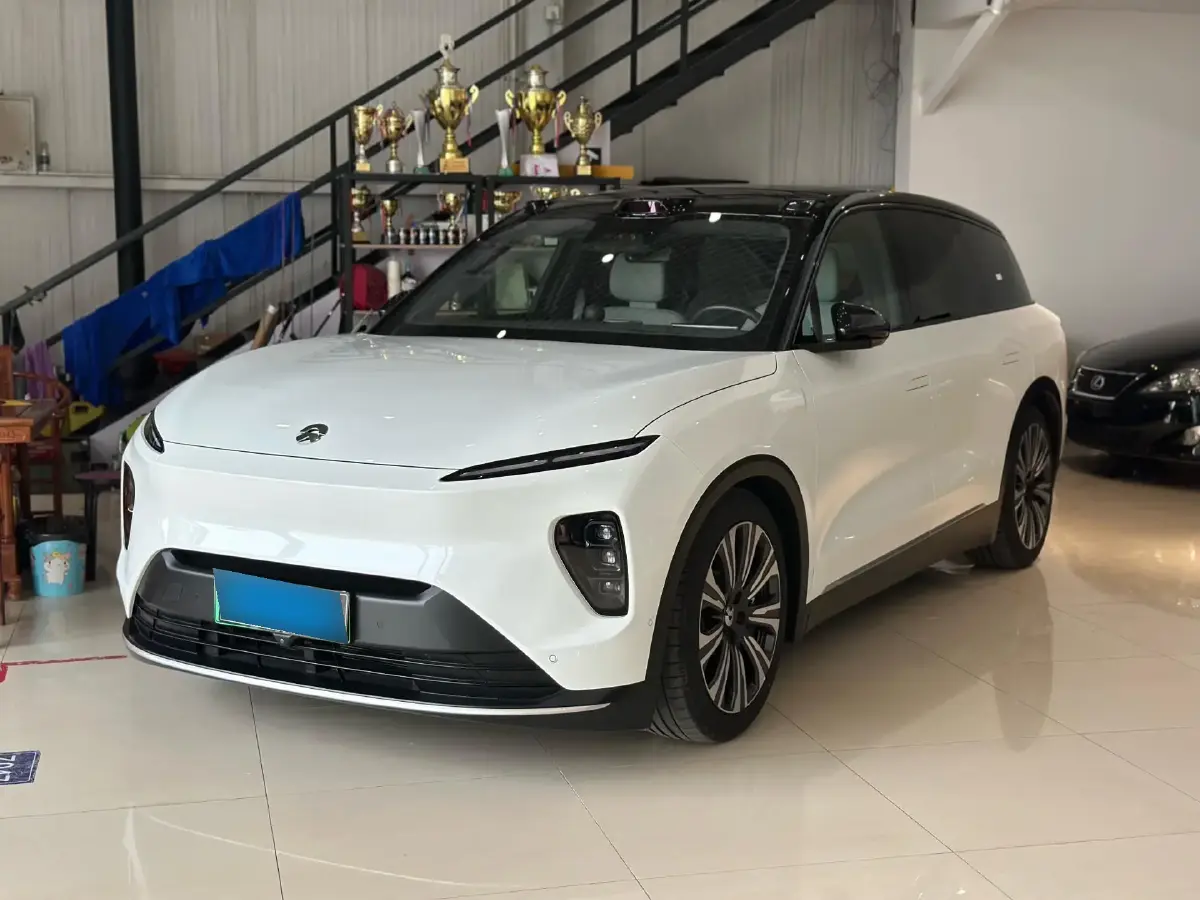 2023 NIO ES8 BEV 75KWH