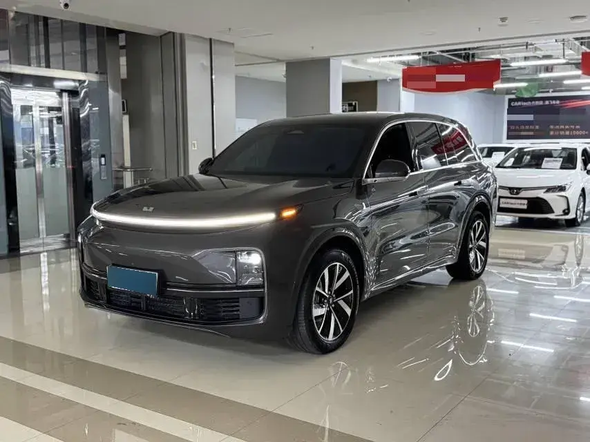 2023 Li L8 Range Extended 154HP REEV 40.9KWH