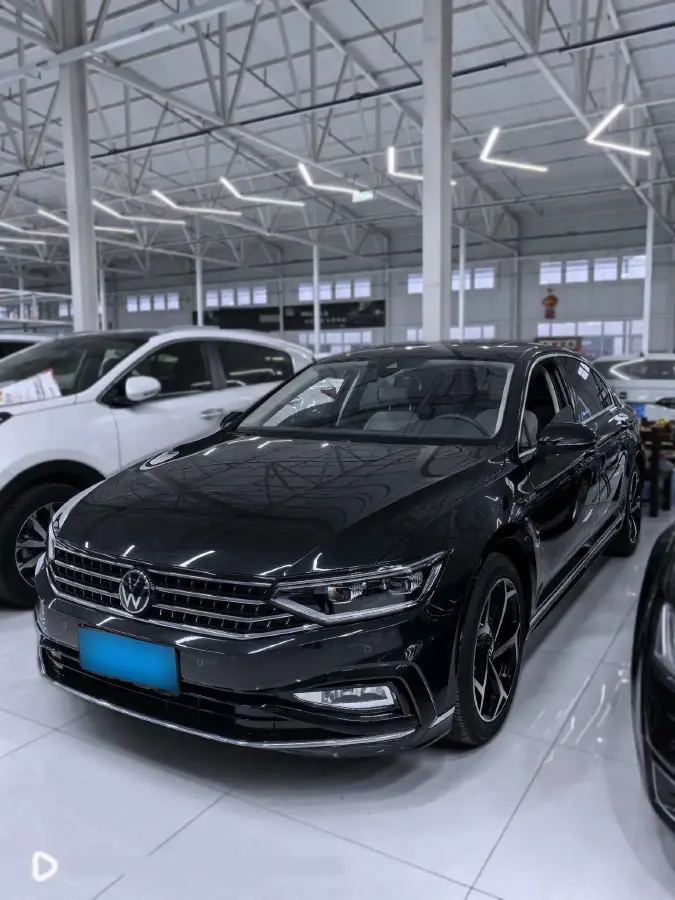 2023 Volkswagen Magotan 2.0T 186HP L4 7DCT
