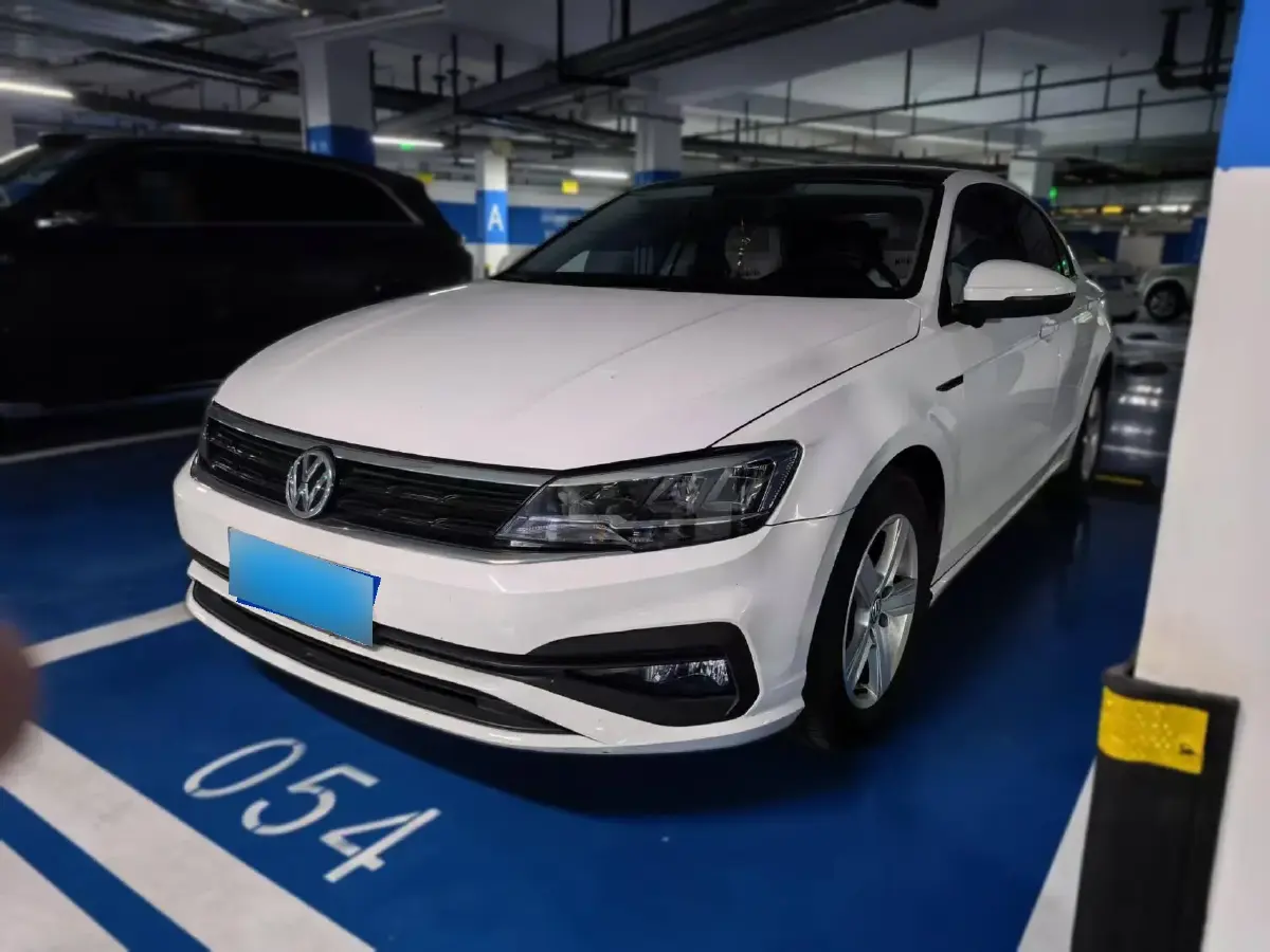 2021 Volkswagen Lamando 1.4T 131HP L4 7DCT