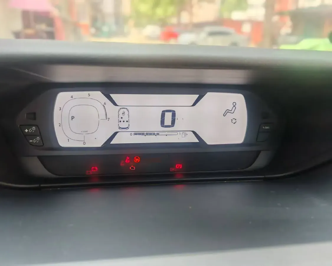 2015 Citroen C4 Picasso 1.6T 165HP L4 6AT,autocango,china used car exporter,china ev exporter,chinese used car exporter,chinese used ev exporter