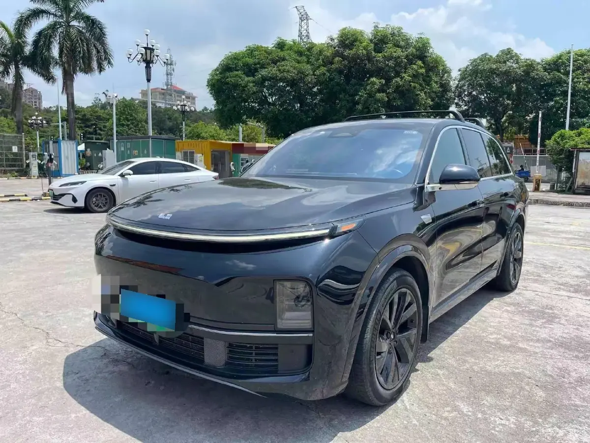 2023 Li L8 Range Extended 154HP REEV 40.9KWH