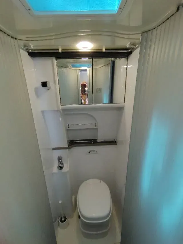 2021 MAXUS V90 RV 2.0T 148HP L4 6AT,autocango,china used car exporter,china ev exporter,chinese used car exporter,chinese used ev exporter