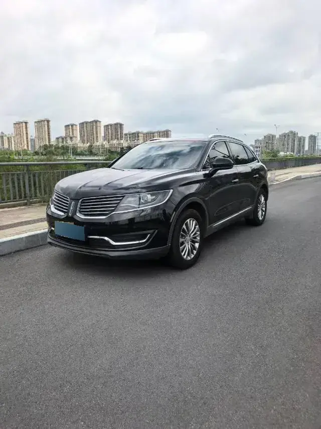 2017 Lincoln MKX 2.0T 253HP L4 6AT
