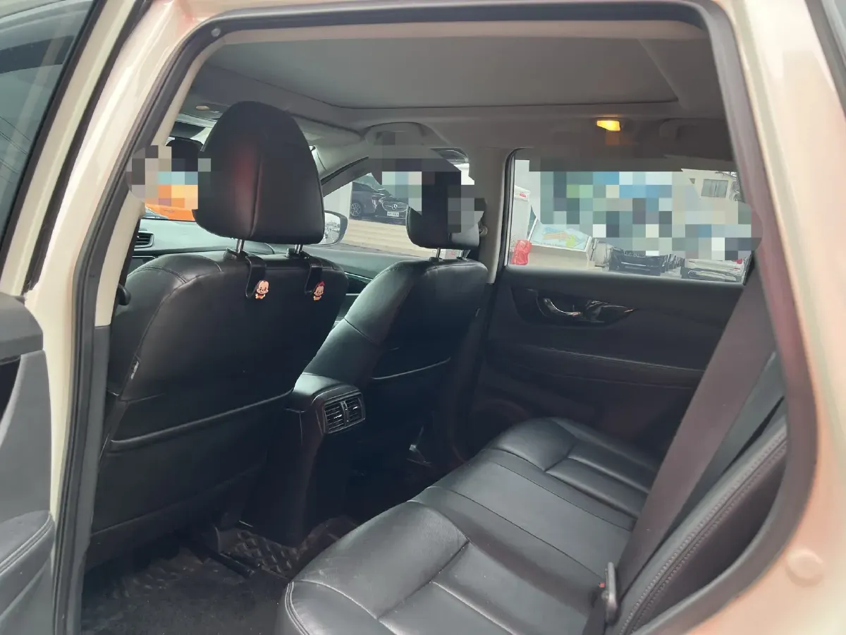 2021 Nissan X-Trail 2.0L 151HP L4 CVT,autocango,china used car exporter,china ev exporter,chinese used car exporter,chinese used ev exporter