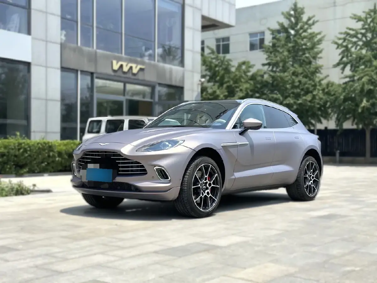 2021 Aston Martin DBX 4.0T 550HP V8 9AT