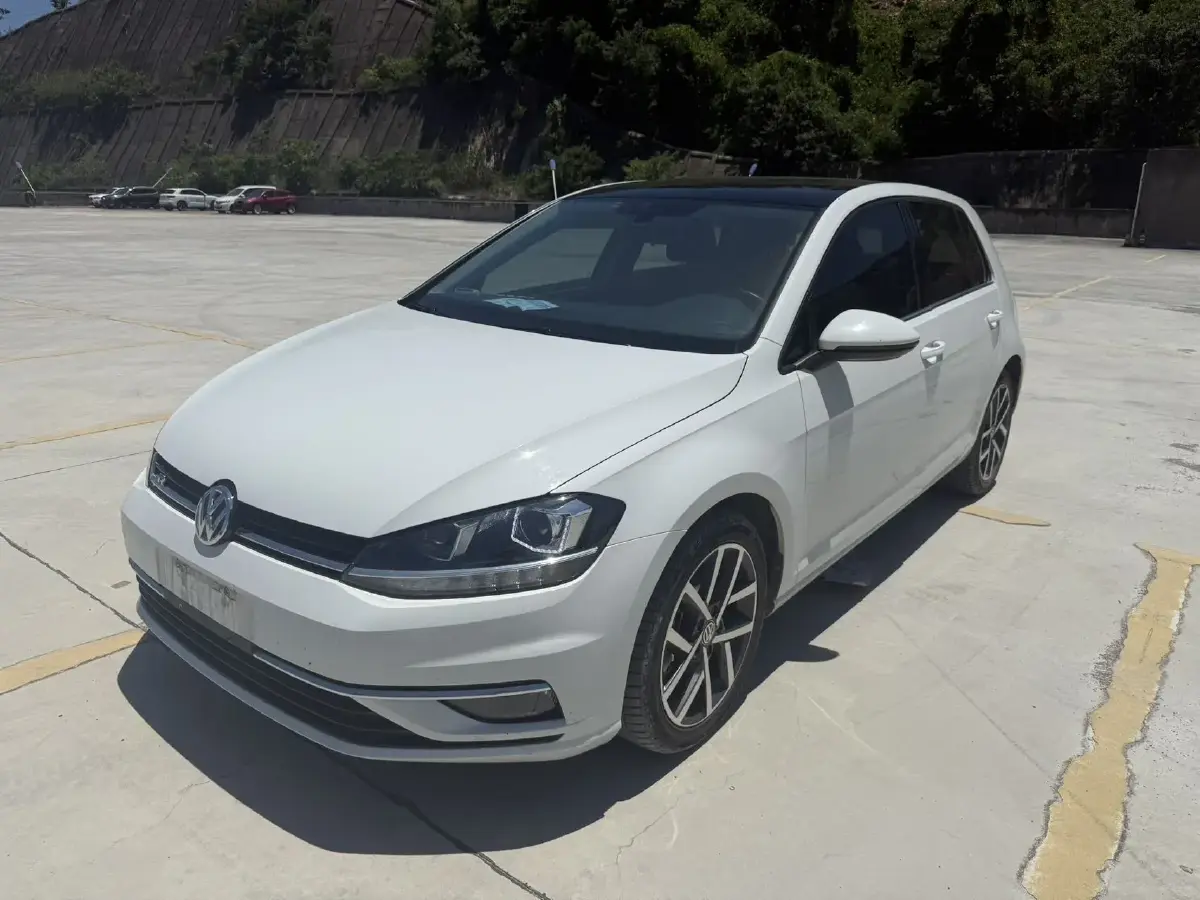 2020 Volkswagen Golf 1.4T 150HP L4 7DCT