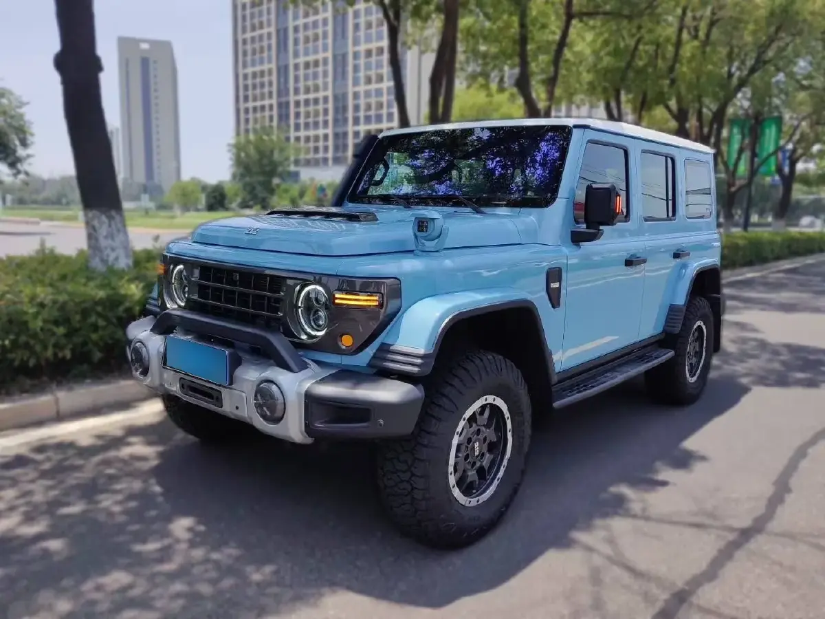 2025 212 212 T01 2.0T 252HP L4 8AT