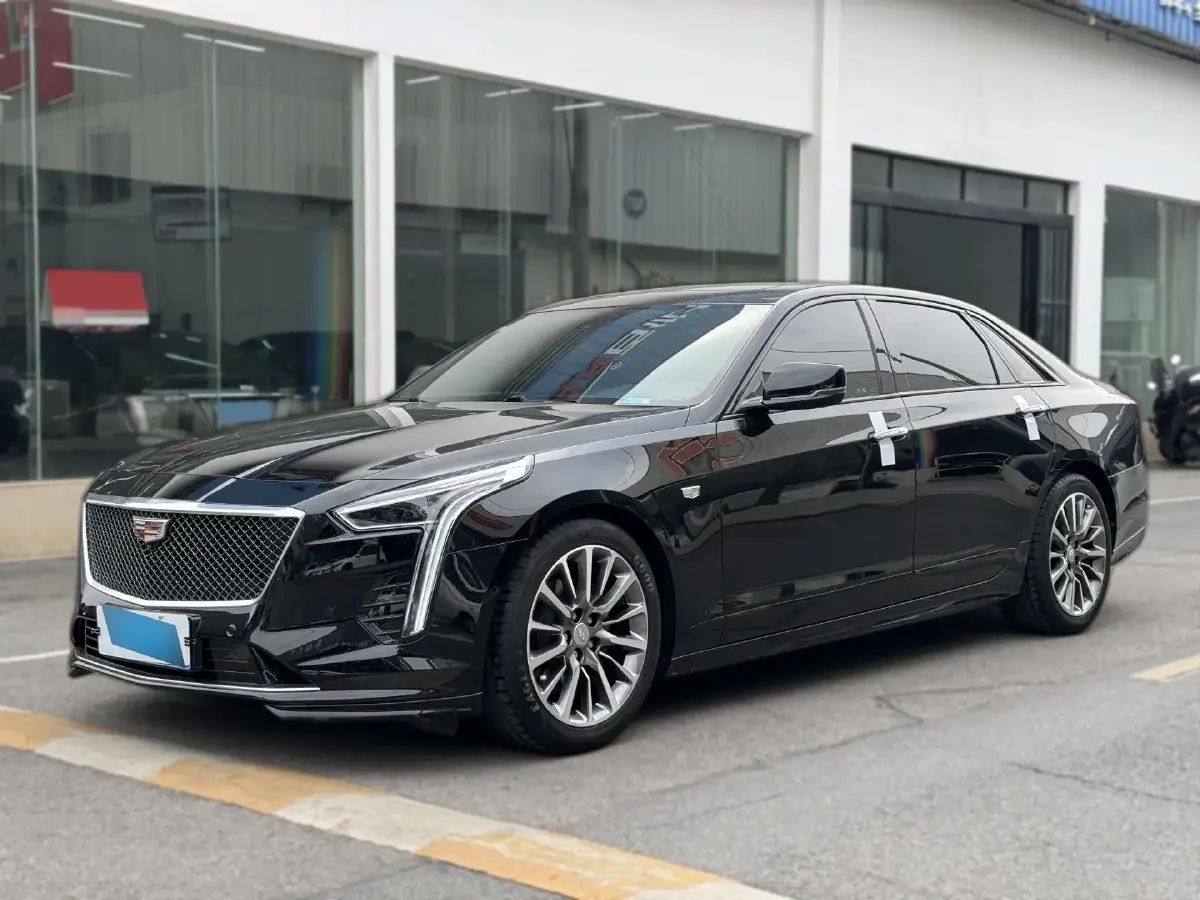 2022 Cadillac CT6 2.0T 237HP L4 10AT